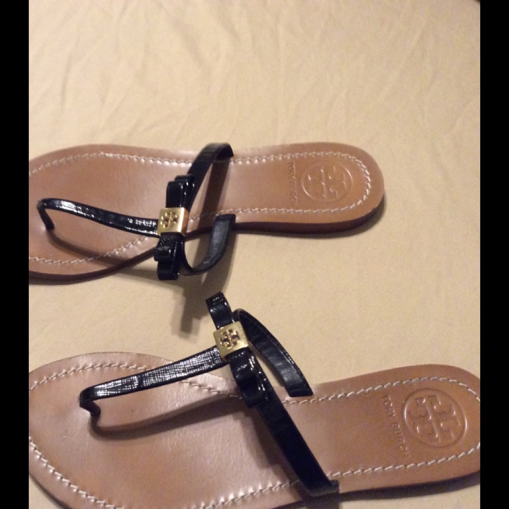 Tory Burch Leighanne Bow Patent Leather Sandal